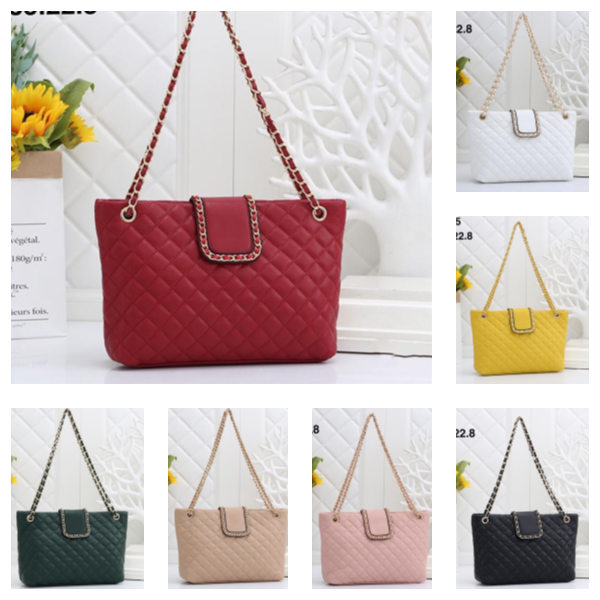 2021 Wholesale cc handbag ladies women girl fashion discount leather canvas embroidery square round discount shoping bags
2021 Wholesale cc handbag ladies women girl fashion discount leather canvas embroidery square round discount shoping bags