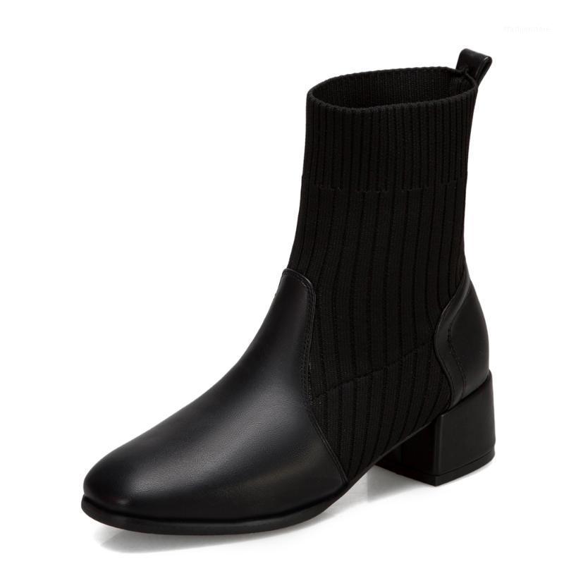 Wool Tube European And American Square Toe Mid-Heel Short Boots Women Thick Heel Square Toe PU Stitching Wool Tube Mid-Calf Boot1, Black winter
Wool Tube European And American Square Toe Mid-Heel Short Boots Women Thick Heel Square Toe PU Stitching Wool Tube Mid-Calf Boot1, Black winter
