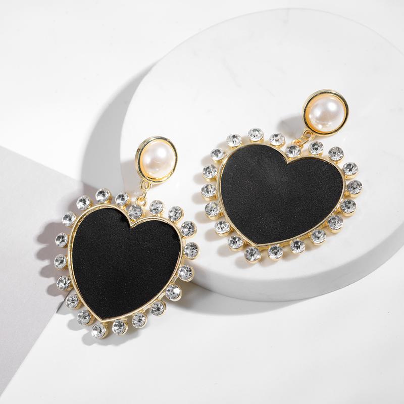 Black Big Heart Shape Drop Dangle Earring Fashion Large Crystals Pearl Statement Hanging Earring For Women Wedding Jewelry
Black Big Heart Shape Drop Dangle Earring Fashion Large Crystals Pearl Statement Hanging Earring For Women Wedding Jewelry