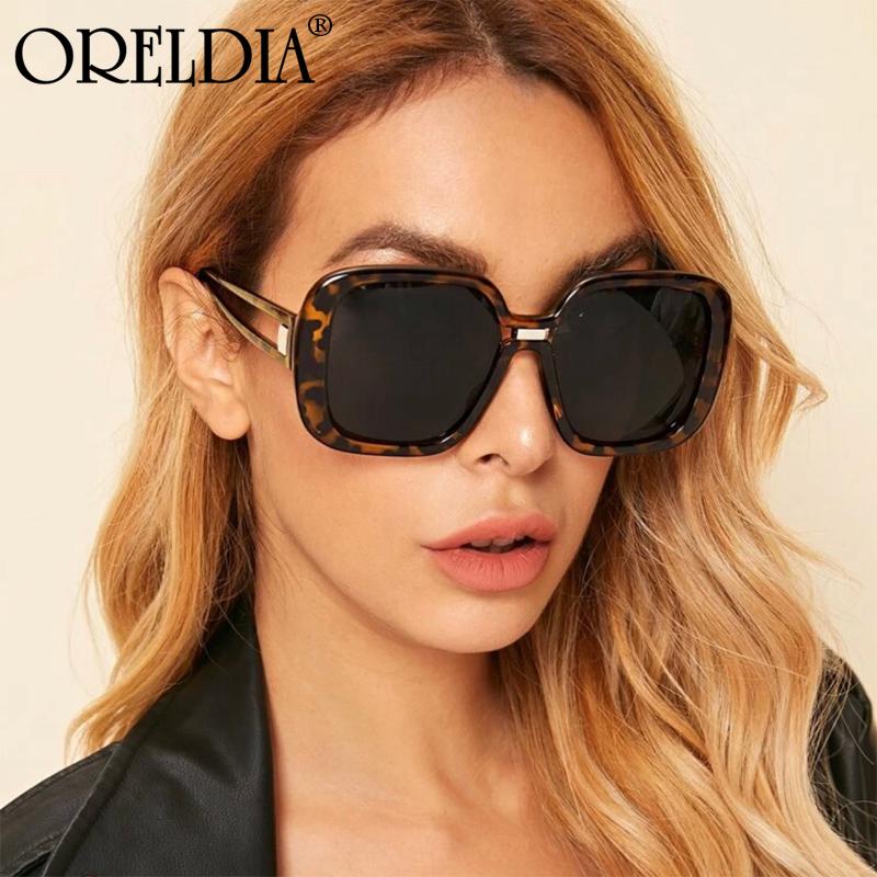 Sunglasses Fashion Square Big Frame Ladies Gradient Color Leopard Print Hollow Temple Trend Men's
Sunglasses Fashion Square Big Frame Ladies Gradient Color Leopard Print Hollow Temple Trend Men's