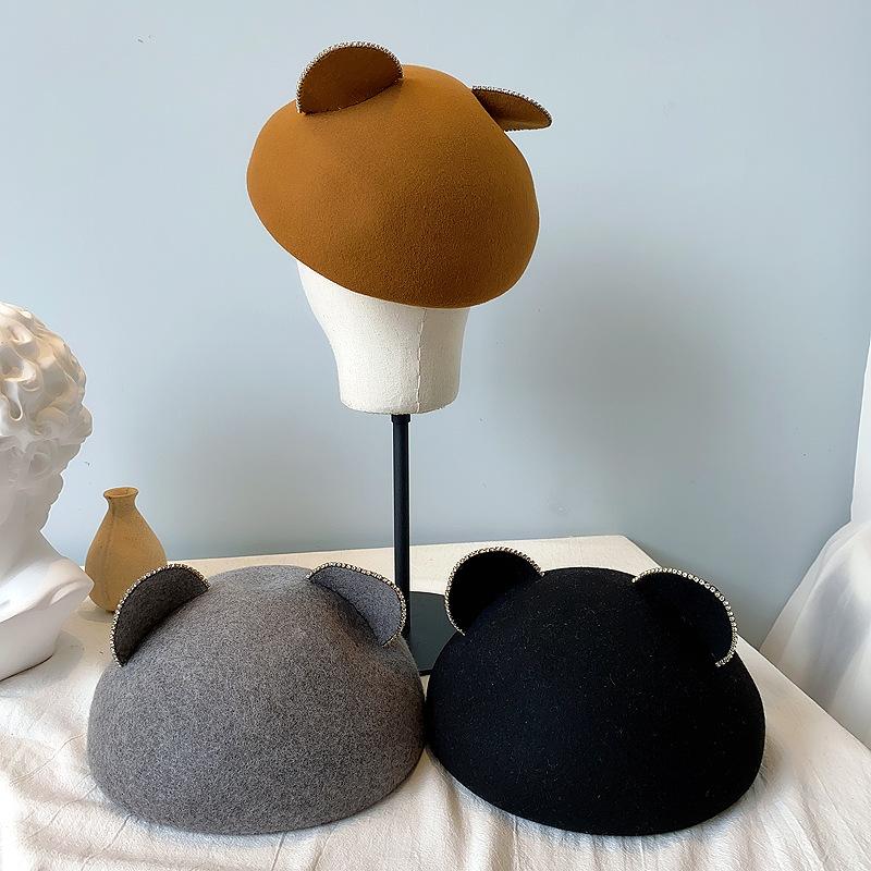 202010-xushen autumn wool cute bear ear Diamond decoration lady beret hat women Leisure painter hat, Black
202010-xushen autumn wool cute bear ear Diamond decoration lady beret hat women Leisure painter hat, Black