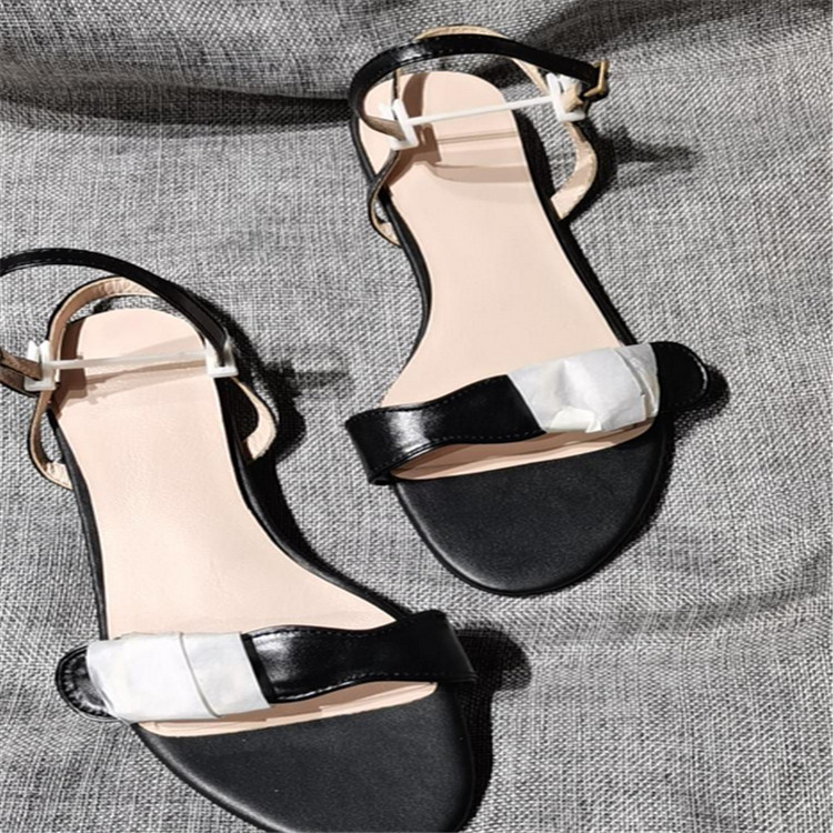 Hot selling Summer women's slippers female's flip flops mushroom slippers pvc sandals Camellia Jelly Shoes beach shoes, Black
Hot selling Summer women's slippers female's flip flops mushroom slippers pvc sandals Camellia Jelly Shoes beach shoes, Black
