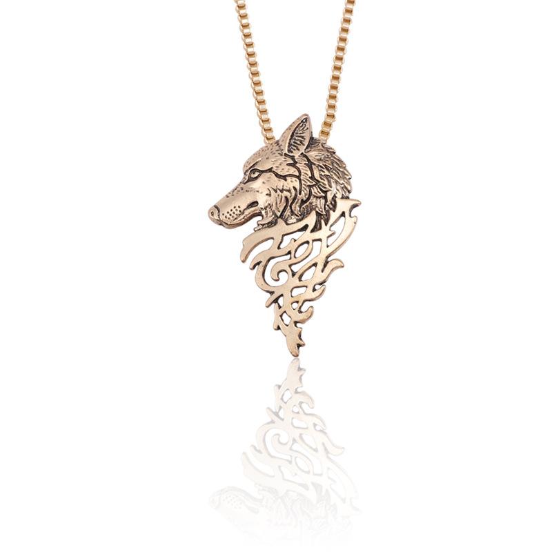 Hollow Wolf Moon Necklace Howling Wolf Gems Pendant Necklace Fashionable Jewelry for Women
Hollow Wolf Moon Necklace Howling Wolf Gems Pendant Necklace Fashionable Jewelry for Women