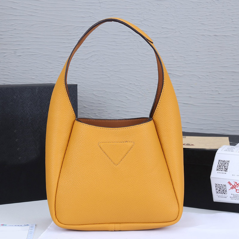 Women Classic Versatile Handbags Purse Vegetable Basket Fashion Newest Shoulder Bags Small Tote Wallet Four Colors 20cm Free Shipping, Black
Women Classic Versatile Handbags Purse Vegetable Basket Fashion Newest Shoulder Bags Small Tote Wallet Four Colors 20cm Free Shipping, Black