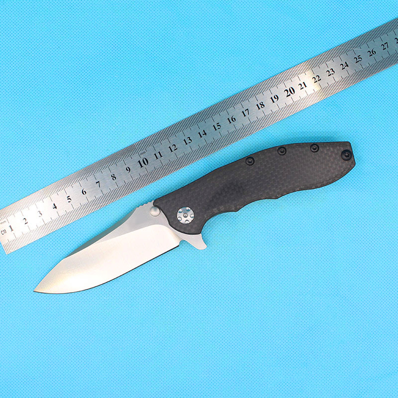 Promotion High End 0562CF Flipper knife D2 Drop Point Stone wash blade Ball Bearing Washer EDC pocket knife With Retail Box
Promotion High End 0562CF Flipper knife D2 Drop Point Stone wash blade Ball Bearing Washer EDC pocket knife With Retail Box