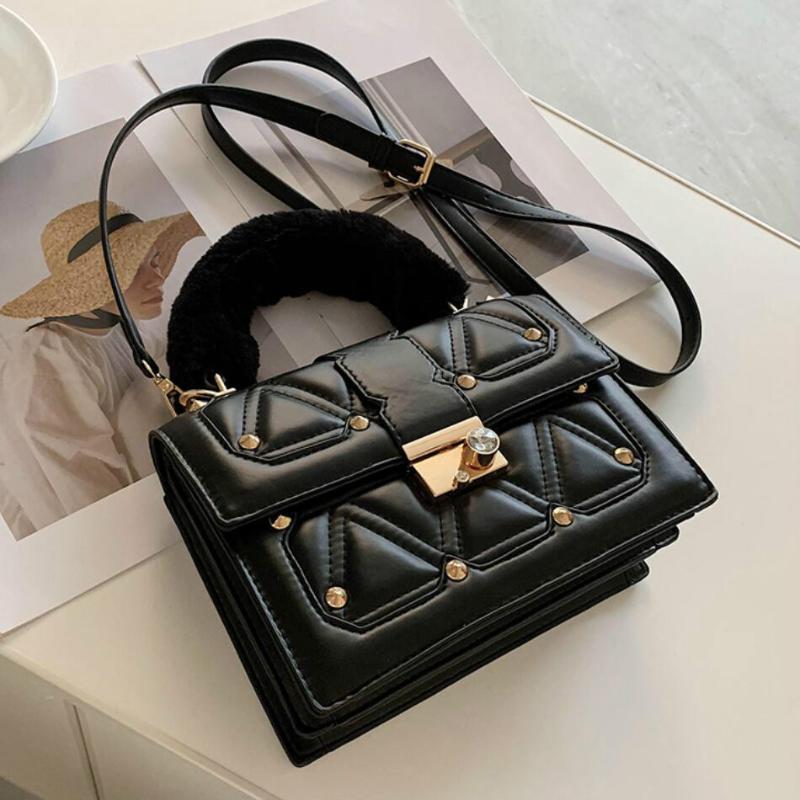 Elegant Female Plush Tote bag 2021 Fashion New High quality PU Leather Women's Designer Handbag Lock Shoulder Messenger Bag, Black
Elegant Female Plush Tote bag 2021 Fashion New High quality PU Leather Women's Designer Handbag Lock Shoulder Messenger Bag, Black