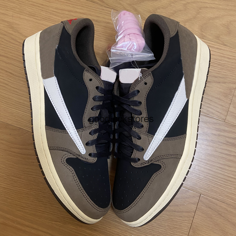 Top quality Basketball shoes Retro Fashion Outdoor sports sneakers 1 low cut Travis TS SP wholesaler CQ4277-001 with original, Light brown
Top quality Basketball shoes Retro Fashion Outdoor sports sneakers 1 low cut Travis TS SP wholesaler CQ4277-001 with original, Light brown