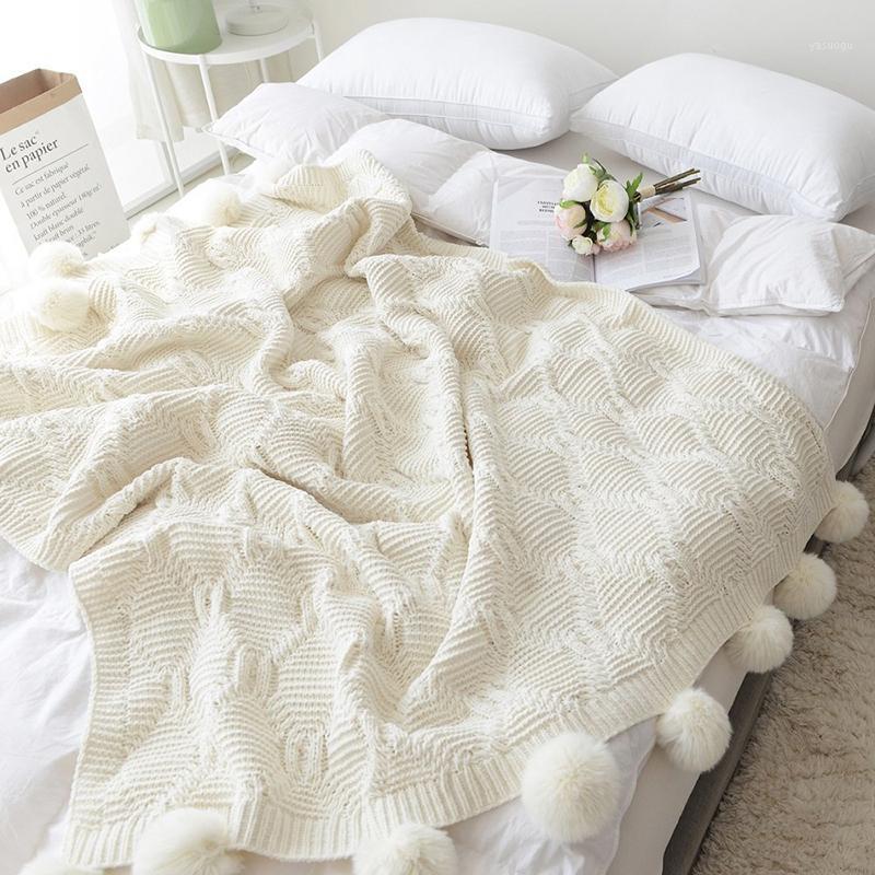 130*160cm Knit Throw Blanket With Fur Ball Adult Sofa Bedding Decorative Soft Warm Crocheted Cover Air Condition Quilt for Bed1
130*160cm Knit Throw Blanket With Fur Ball Adult Sofa Bedding Decorative Soft Warm Crocheted Cover Air Condition Quilt for Bed1