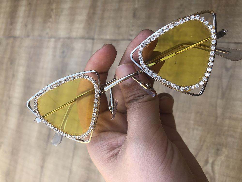 Sunglasses Trend Gold Metal Men Triangle Shape Diamond Cute Sun Glasses Women Eyewear Red Yellow Lens UV400 Eyeglass Gafas
Sunglasses Trend Gold Metal Men Triangle Shape Diamond Cute Sun Glasses Women Eyewear Red Yellow Lens UV400 Eyeglass Gafas
