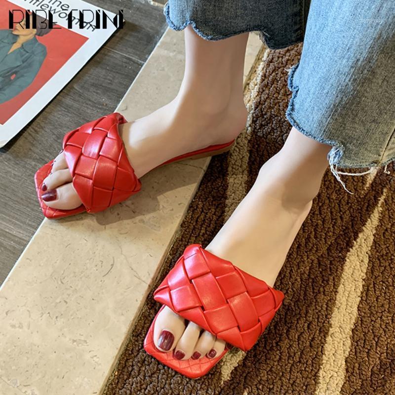 Slippers RIBETRINI Fashion Low Heel Fretwork Shoes 2021 Summer Women Slides Casual Slides1, Black
Slippers RIBETRINI Fashion Low Heel Fretwork Shoes 2021 Summer Women Slides Casual Slides1, Black