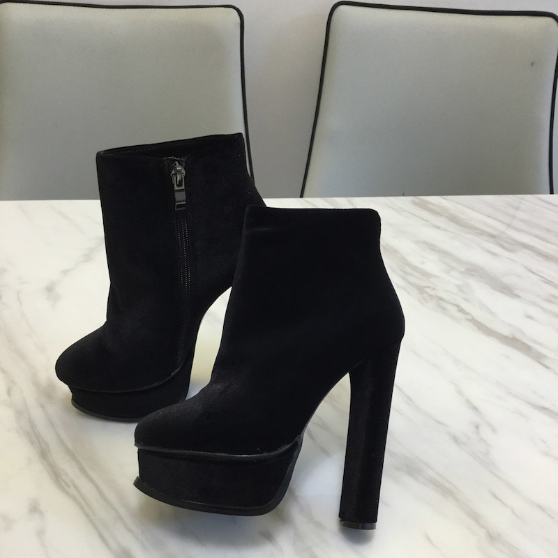2021 Stiletto Winter Leather Round Toe Suede High Fashion Women's High-heeled Boots Red Ankle Grey Booties L87d, The picture
2021 Stiletto Winter Leather Round Toe Suede High Fashion Women's High-heeled Boots Red Ankle Grey Booties L87d, The picture