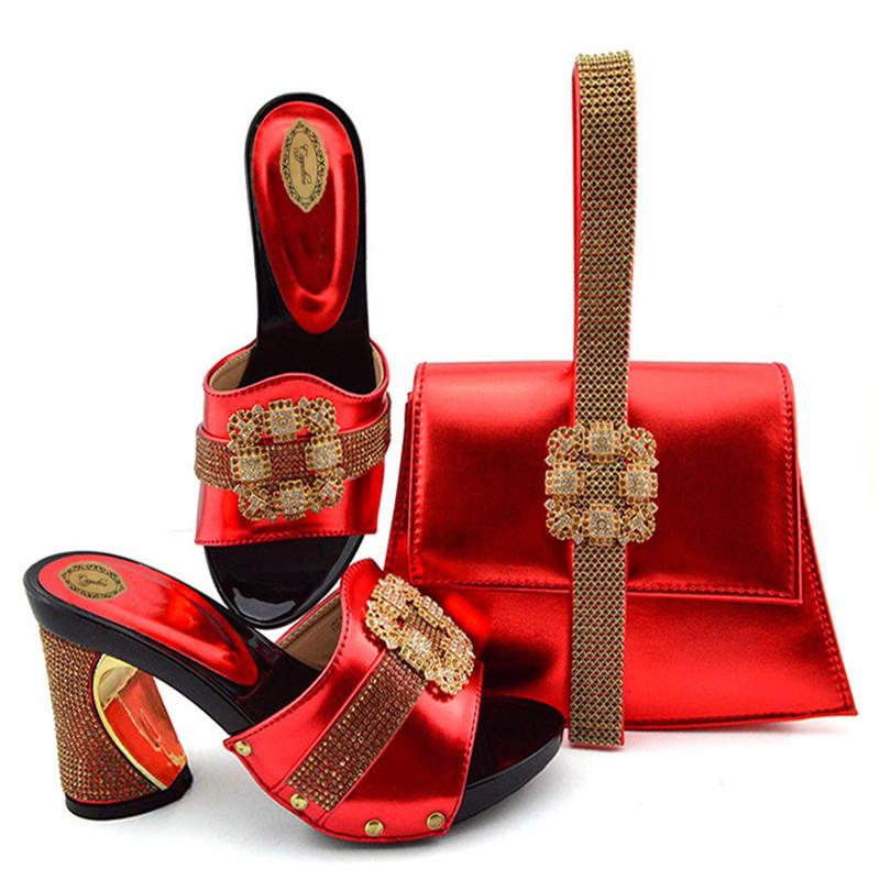 2020 Latest Nigerian PU With Rhinestone Party Shoes And Bag Set Italian Style High Heels Shoes And Bags Set For Wedding, Black
2020 Latest Nigerian PU With Rhinestone Party Shoes And Bag Set Italian Style High Heels Shoes And Bags Set For Wedding, Black