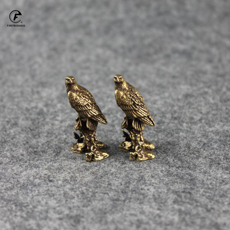 Antique copper Decorations Desk Ornament Eagle Miniatures Figurines Pure Copper Eagle Statue Home Decorations Crafts Collection
Antique copper Decorations Desk Ornament Eagle Miniatures Figurines Pure Copper Eagle Statue Home Decorations Crafts Collection