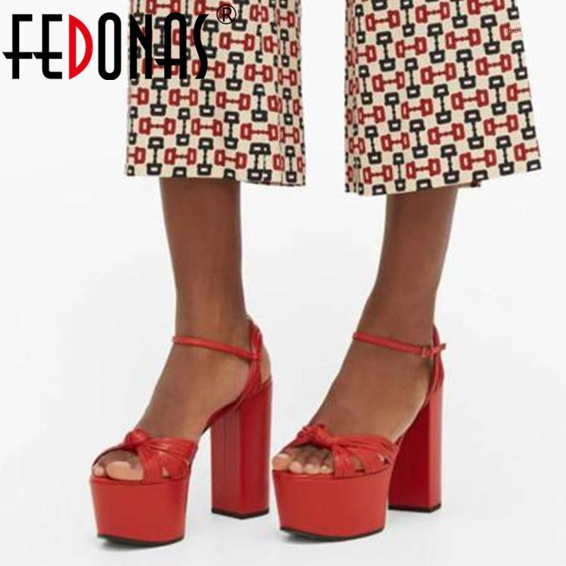 FEDONAS Sexy High Heels Pumps Retro Platforms Peep Toe Women Sandals 2020 Spring Summer Night Clud Vintage Slip On Shoes Woman1, Black
FEDONAS Sexy High Heels Pumps Retro Platforms Peep Toe Women Sandals 2020 Spring Summer Night Clud Vintage Slip On Shoes Woman1, Black