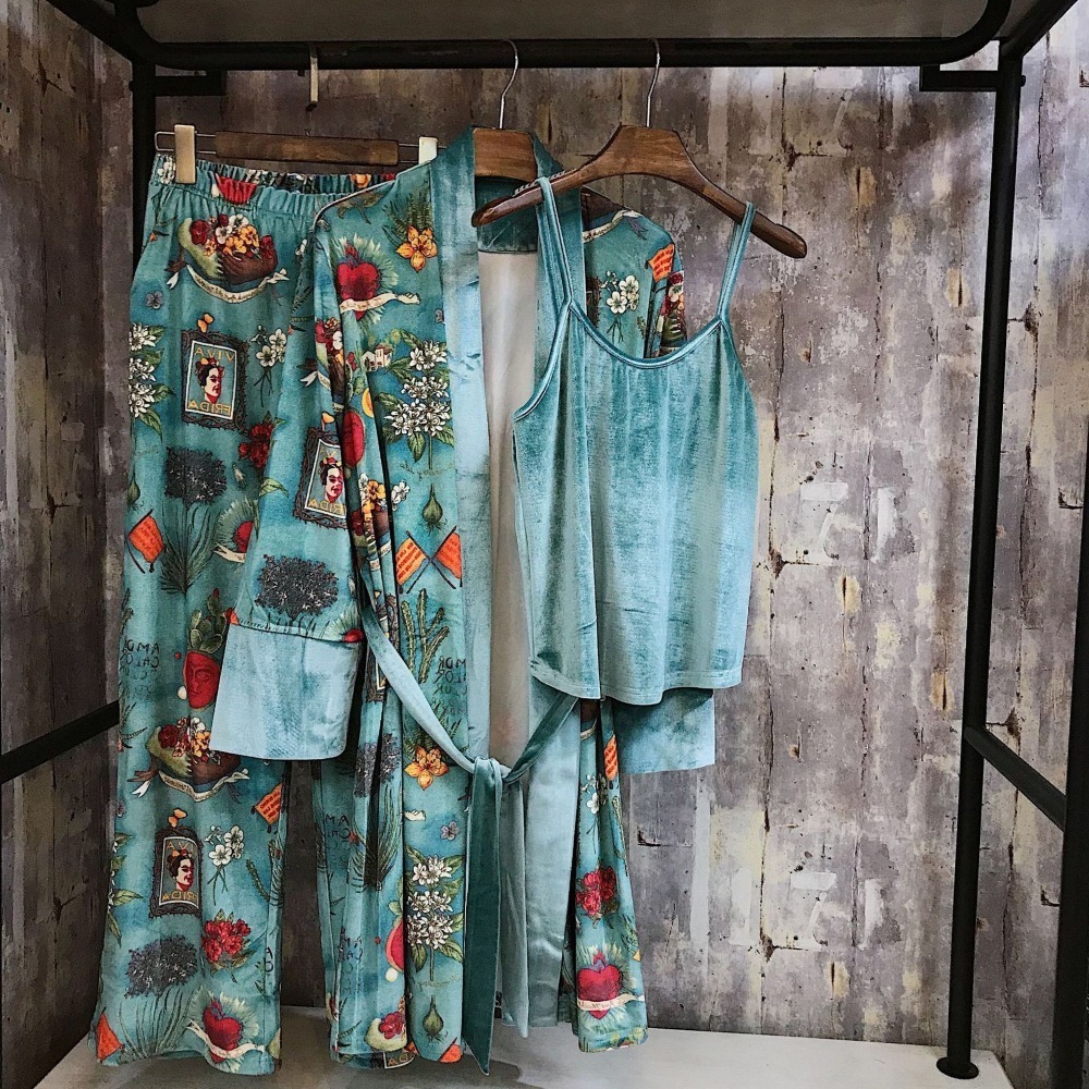 Fashion Autumn Multicolor Print Velvet Women 3 Pieces Pajama Sets Winter Vintage Sexy Robe Sets Elegant Female Nightwear E2582 201113