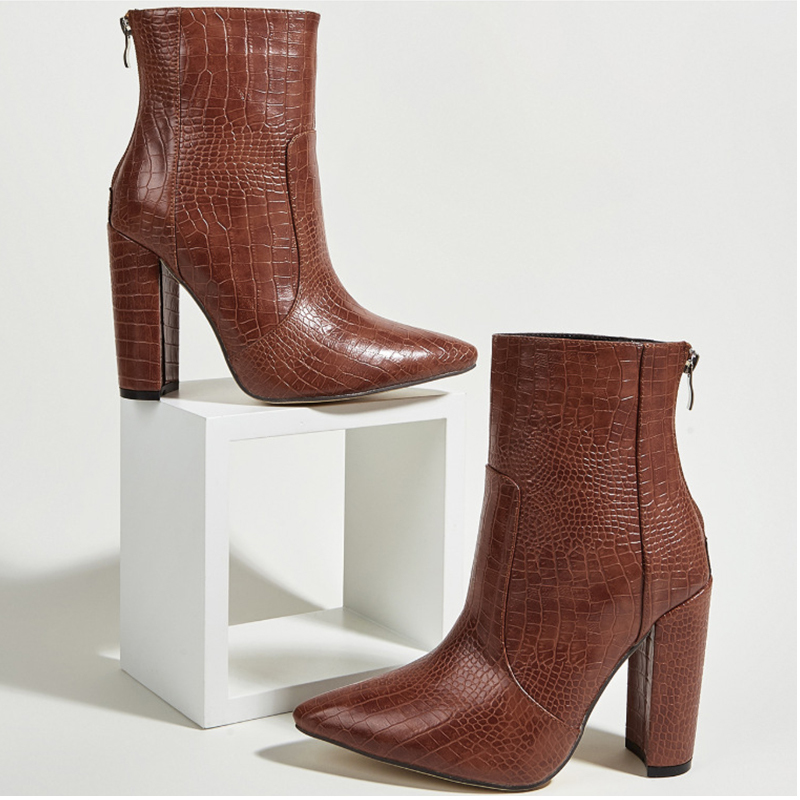 Super High Women Heels Sexy Woman Snake Print Ladies Pointed to Ankle Female Boots Zip Shoes Big 35-42 Size W732, White
Super High Women Heels Sexy Woman Snake Print Ladies Pointed to Ankle Female Boots Zip Shoes Big 35-42 Size W732, White