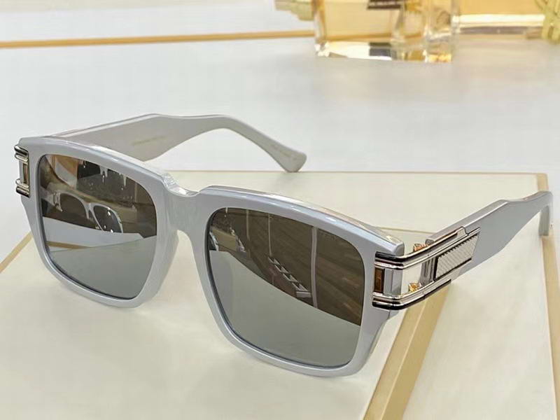 Cool Men Silver Mirror Sunglasses Square Frame Glasses TWO Limited Sunglasses uv400 Protection with Box
Cool Men Silver Mirror Sunglasses Square Frame Glasses TWO Limited Sunglasses uv400 Protection with Box