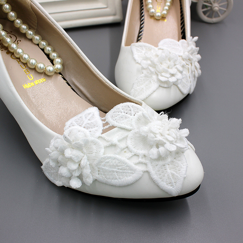 2021 Bridal Wedding Shoes for Bridesmaid Platform Kitten Heel High Heel 3D-Floral Lady Shoes Prom Evening Party Hoco Bride Size 34-42 4-10.5