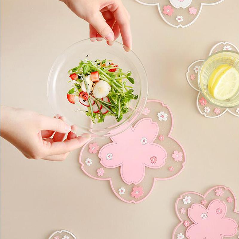 PVC Placemat Kids Plate Mat Cherry Blossom Shape Table Pad Waterproof Heat Insulation Kitchen Gadget Easy Cleaning
PVC Placemat Kids Plate Mat Cherry Blossom Shape Table Pad Waterproof Heat Insulation Kitchen Gadget Easy Cleaning