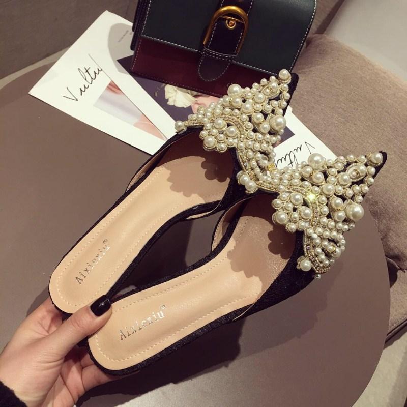 2021 Luxury Slippers Women Designer Slides Ladies Brand Mules Shoes Women Dress Shoes Elegant Pointed Toe Heels Pearl Slippers, Beige
2021 Luxury Slippers Women Designer Slides Ladies Brand Mules Shoes Women Dress Shoes Elegant Pointed Toe Heels Pearl Slippers, Beige