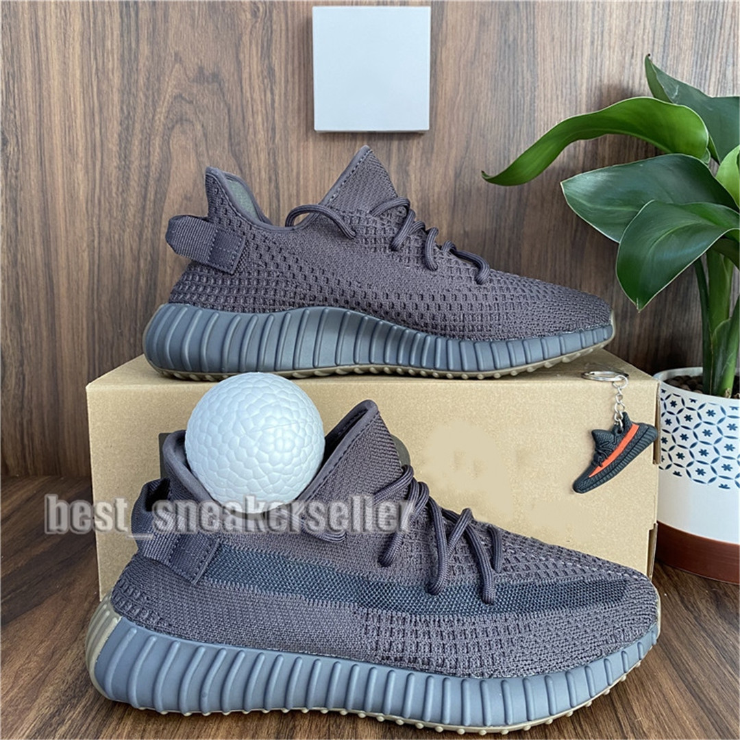 Comfort Mens Running Shoes Women Best Sports Sneakers Kanye West Desert Sage Static Earth Zyon Tail Light Cinder V2 With Ball Size 36-48
Comfort Mens Running Shoes Women Best Sports Sneakers Kanye West Desert Sage Static Earth Zyon Tail Light Cinder V2 With Ball Size 36-48