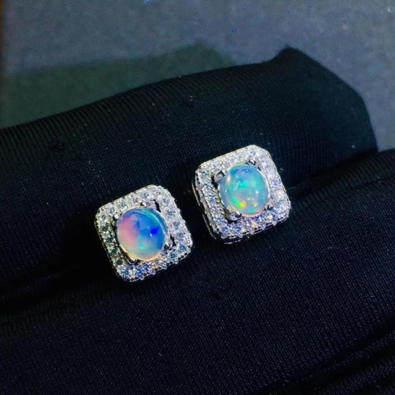 Brilliance opal earrings for evening party natural Australia opal silver stud earrings classic solid 925 silver
Brilliance opal earrings for evening party natural Australia opal silver stud earrings classic solid 925 silver