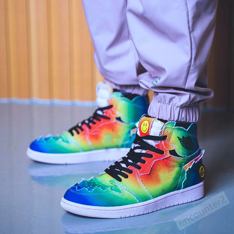 2021 New J Balvin 1 High Men Basket shoes 1s Black Pink Multi-Color tie-dye Jumpman Mens women sports Sneakers outdoor Trainers 36-44
2021 New J Balvin 1 High Men Basket shoes 1s Black Pink Multi-Color tie-dye Jumpman Mens women sports Sneakers outdoor Trainers 36-44