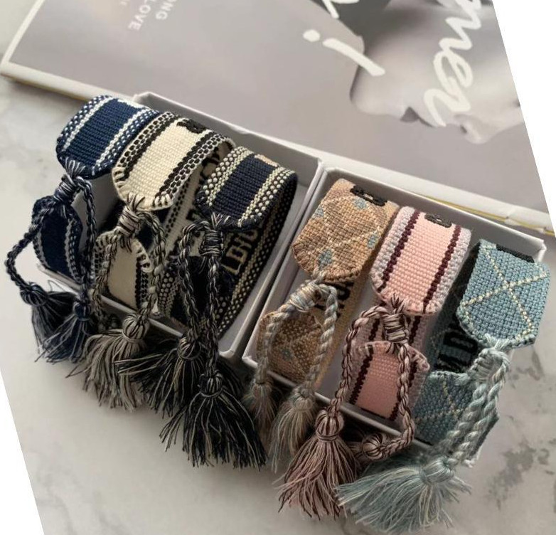 Kids Luxury Designer Jewelry Women Men Bracelets Fashion Braided Tassel Embroidered Lovers Bracelet A5621, Tell us you need colors number
Kids Luxury Designer Jewelry Women Men Bracelets Fashion Braided Tassel Embroidered Lovers Bracelet A5621, Tell us you need colors number