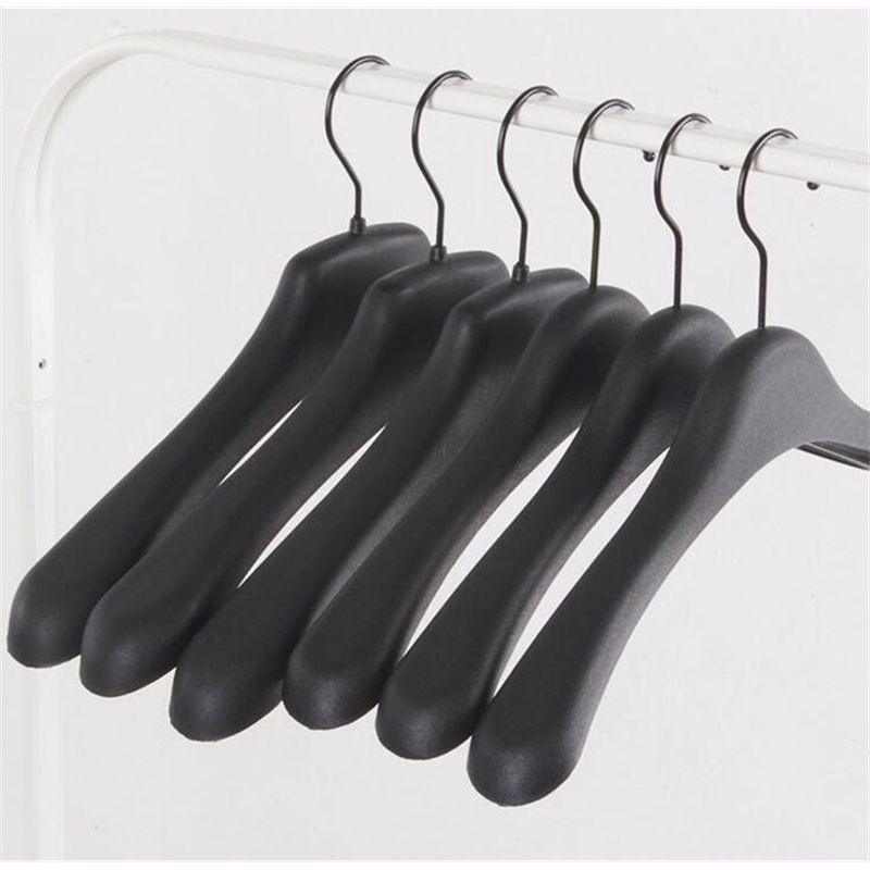Jetdio Black Thick Wide Shoulder Plastic Clothes Hanger for Coats Jacket and Fur 10 Pieces Lot T2002115478942