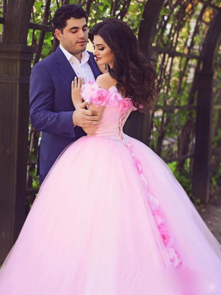 Pink 3D Flowers Princess Quinceanera Dresses Corset Tulle Sweet 16 Dresses Long Train Vestido De Debutante Off The Shoulder 15 Years Girls Brithday Pr
