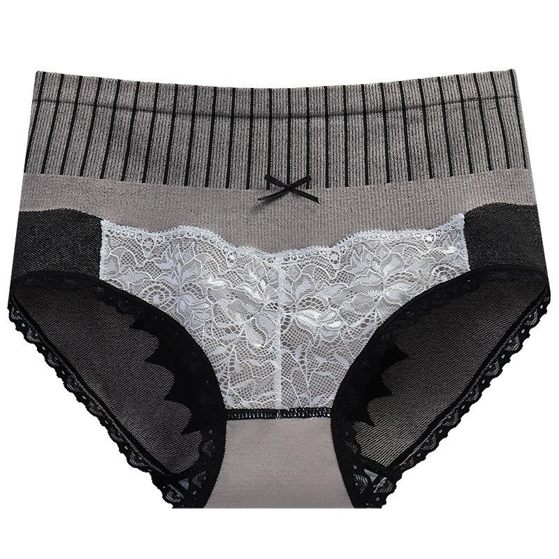 Ladies seamless high court pants closed lace underwear large size Triangle pure cotton crotch, See chart
Ladies seamless high court pants closed lace underwear large size Triangle pure cotton crotch, See chart