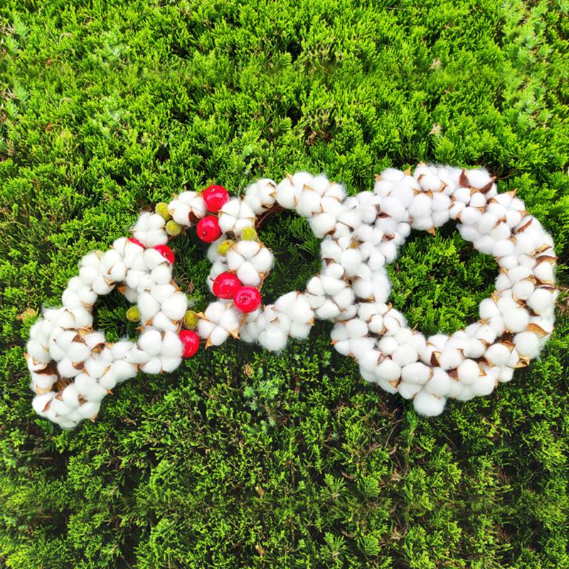 Artificial Wreath Red Berry Garland Dried Flower Cotton Wreath DIY Christmas Door Garland for Home Wedding Party Decoration
Artificial Wreath Red Berry Garland Dried Flower Cotton Wreath DIY Christmas Door Garland for Home Wedding Party Decoration