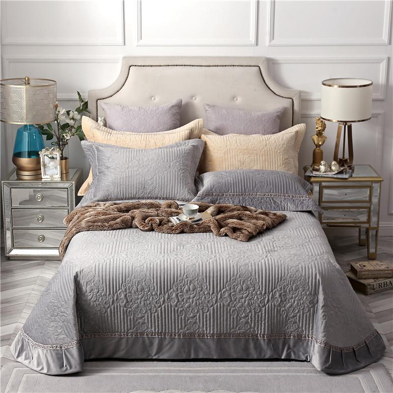 Fleece Quilted Bedspread Coverlet Set Ultra Soft Grey Brown Solid color Bed Cover set Queen size Bedspread Pillow shams
Fleece Quilted Bedspread Coverlet Set Ultra Soft Grey Brown Solid color Bed Cover set Queen size Bedspread Pillow shams