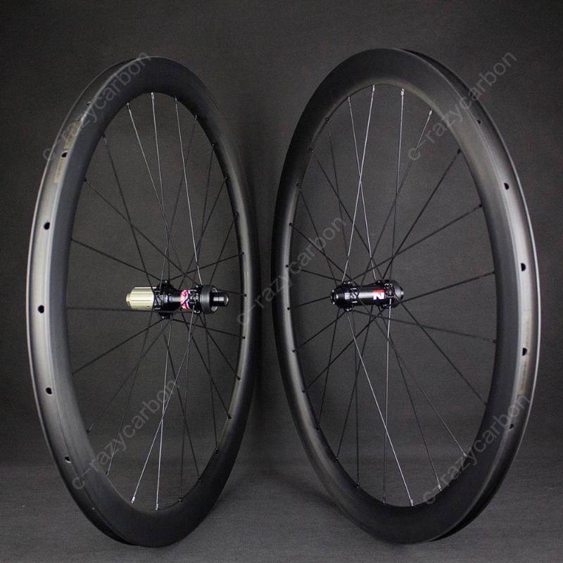 

700C Carbon Road 45mm Wheels Road Disc Brake with DT/Novatec HUbs 411/412 Center lock/6 Bolts Tubular and Tubeless