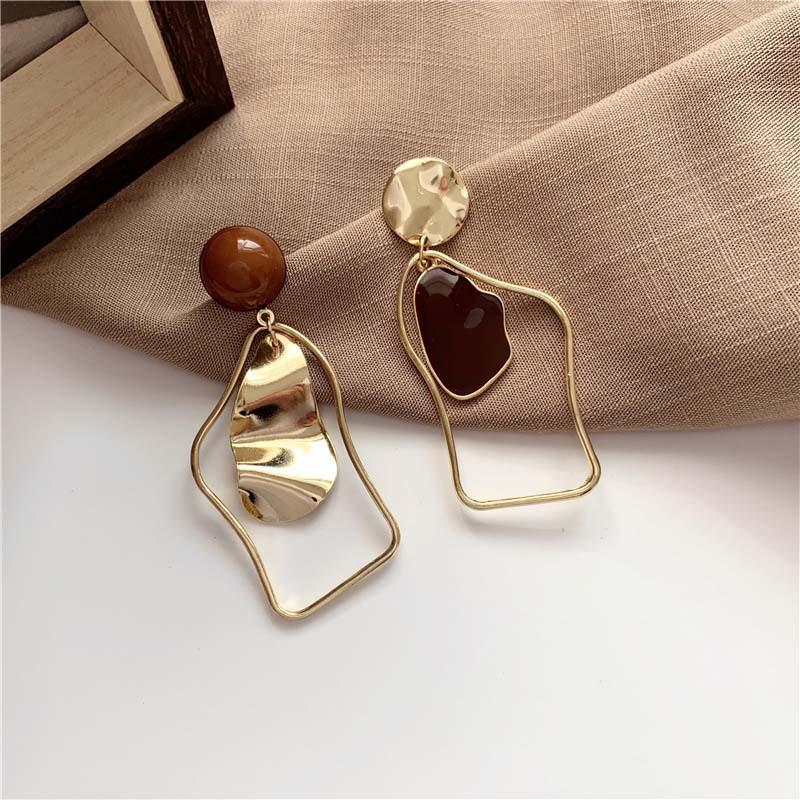 Temperament Retro Geometric Irregular Earrings Dripping Asymmetric Simple Earring For Women Party Gifts
Temperament Retro Geometric Irregular Earrings Dripping Asymmetric Simple Earring For Women Party Gifts