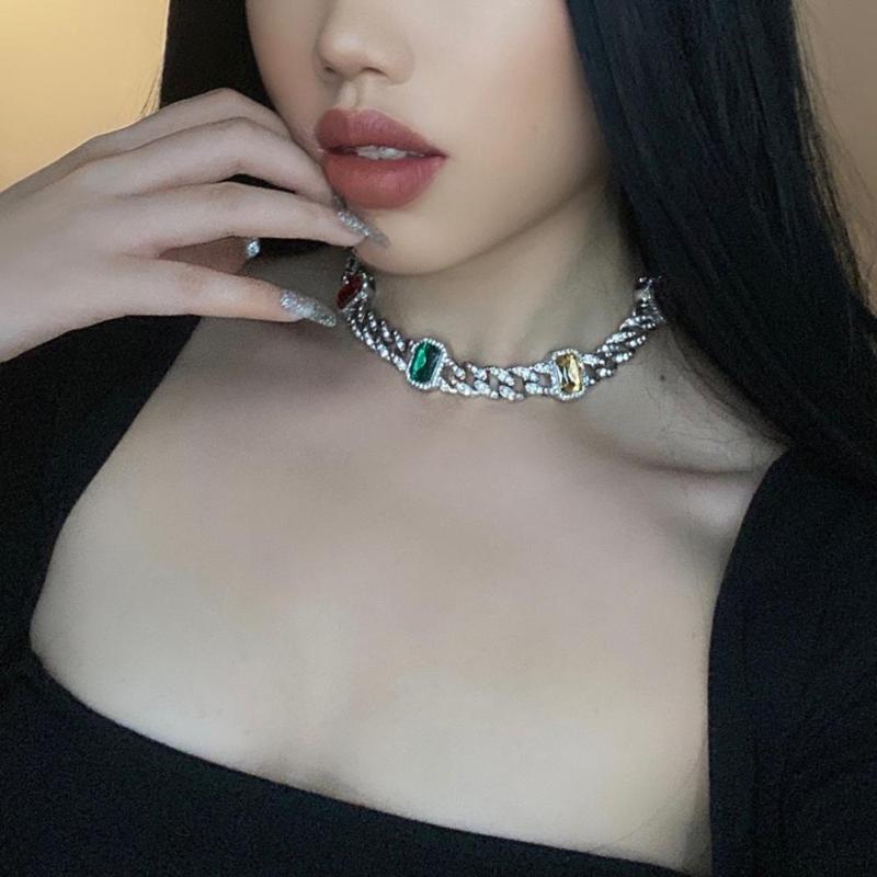 SHIXIN Hip Hop Chunky Iced Out Chain Necklace Choker Colar for Women/Men Egirl Rhinestone Cuban Link Chain Necklace Neck Collier
SHIXIN Hip Hop Chunky Iced Out Chain Necklace Choker Colar for Women/Men Egirl Rhinestone Cuban Link Chain Necklace Neck Collier