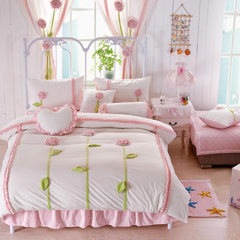 Velvet Three-dimensional Flower Bedding Four-piece Rural Style Korean Super Soft Short Plush Active Bedding
Velvet Three-dimensional Flower Bedding Four-piece Rural Style Korean Super Soft Short Plush Active Bedding