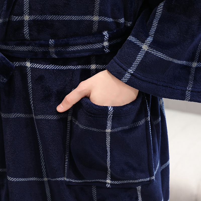 Men Plus Size Warm Flannel Bathrobe 40130 KG Men Winter Coral Fleece Bath Robe Night Sleepwear Women Dressing Gown Cozy Robes 201109