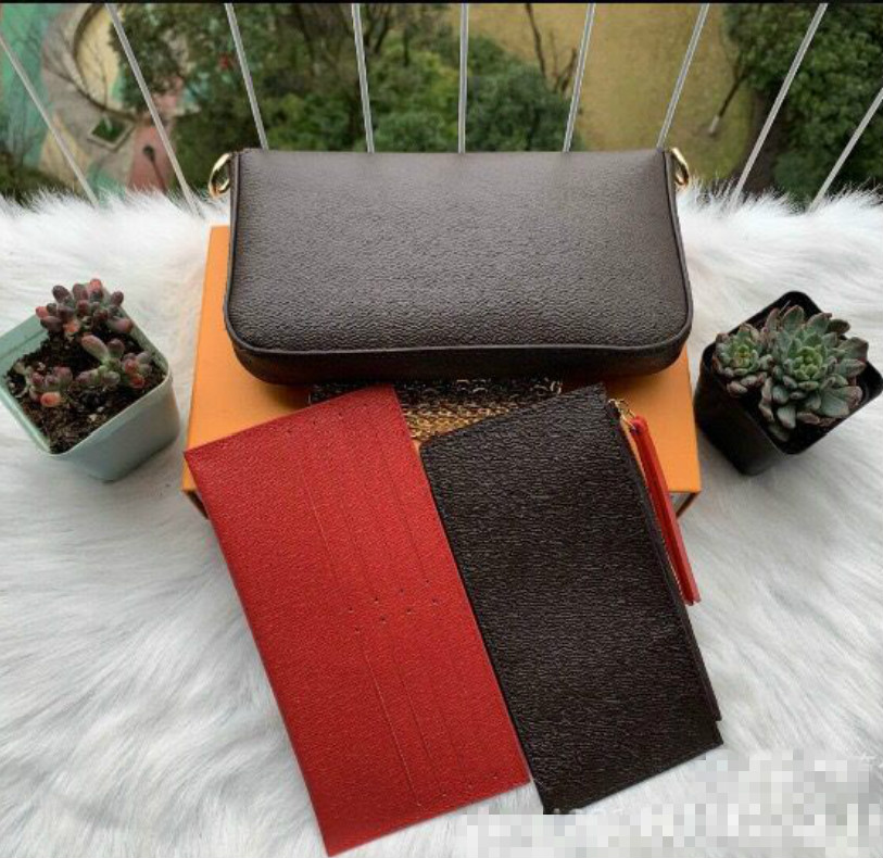 2021 fashion bag shoulder Messenger bag free shippingHigh quality low priceExplosive three-piece inner red and coffee gridSimple trendBag210
2021 fashion bag shoulder Messenger bag free shippingHigh quality low priceExplosive three-piece inner red and coffee gridSimple trendBag210