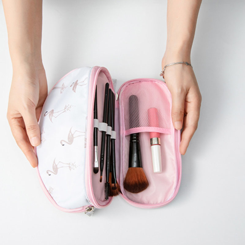 Maleta de Maquiagem Neceser Viaje Double Layer Oxford Bag Ladies Shell Shape Printed Cosmetic Storage Makeup Brush Holder Bag
Maleta de Maquiagem Neceser Viaje Double Layer Oxford Bag Ladies Shell Shape Printed Cosmetic Storage Makeup Brush Holder Bag