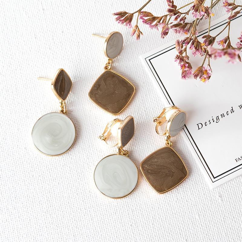 Dangle & Chandelier Metal Classic Trendy Square Stud Earrings For Women Temperament Geometric Fashion Ear Clip Jewelry Menorah1
Dangle & Chandelier Metal Classic Trendy Square Stud Earrings For Women Temperament Geometric Fashion Ear Clip Jewelry Menorah1