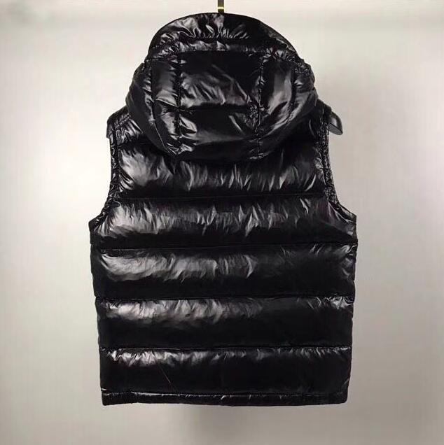 Fashion Mens Down Vest Parkas with Letters Winter Designer Vest for Men Women Couple Classic Badge Jackets Casual Vests Coat 2 Styles, Shipping fee
Fashion Mens Down Vest Parkas with Letters Winter Designer Vest for Men Women Couple Classic Badge Jackets Casual Vests Coat 2 Styles, Shipping fee