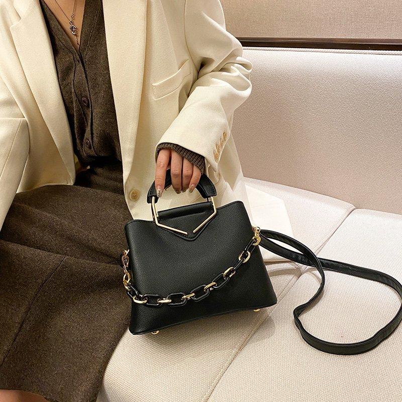 Fashion Simple Lady Bags Women Soft Leather Tote Bag Chain Shoulder Bag Women European and American Style Handbag, Black
Fashion Simple Lady Bags Women Soft Leather Tote Bag Chain Shoulder Bag Women European and American Style Handbag, Black