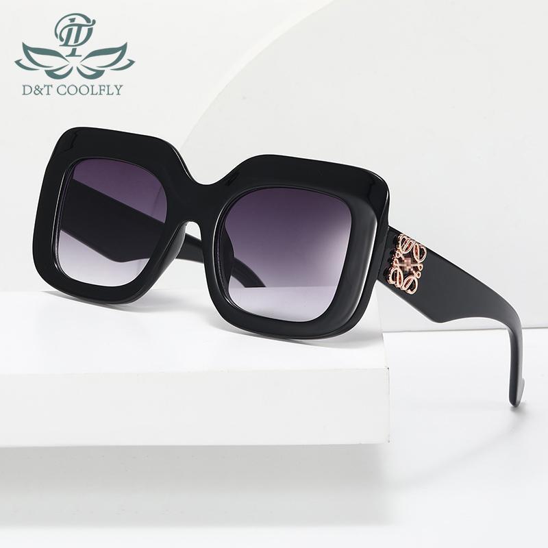 D&T 2020 New Arrival Fashion Square Sunglasses Women Men Shield Color Lens PC Cool Metal Logo Frame Brand Designer Sunglasses1
D&T 2020 New Arrival Fashion Square Sunglasses Women Men Shield Color Lens PC Cool Metal Logo Frame Brand Designer Sunglasses1