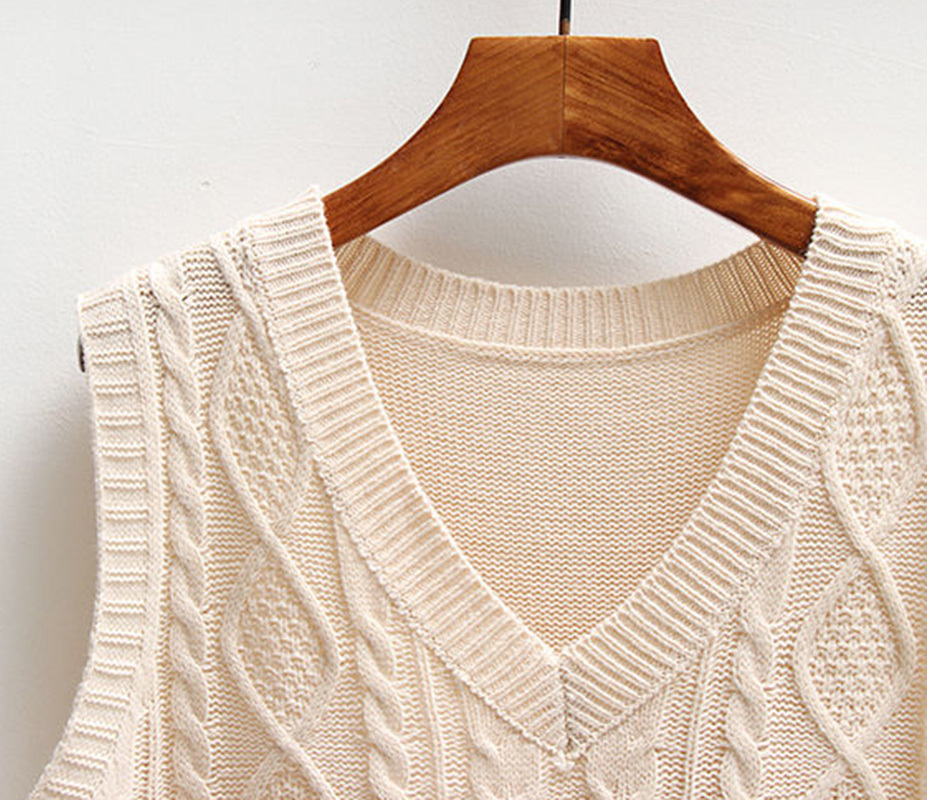 Women's Knitted Vest Autumn Solid Sleeveless Sweaters Casual V-Neck Loose Trendy Korean All-match Short Female Waistcoat Outwear 201130