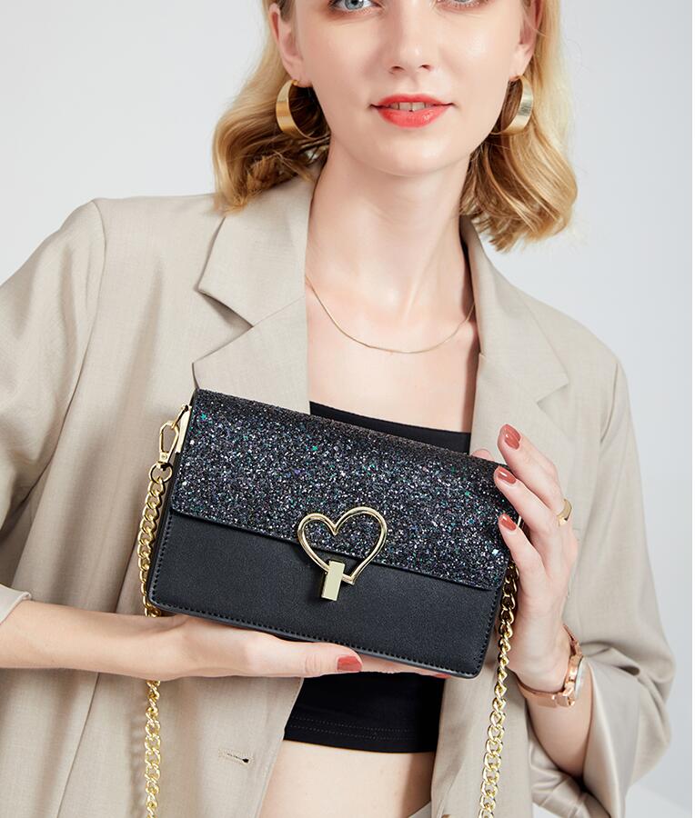 Women's Clutch Bag Crystal Pearl Clutch Purse Luxury Handbag Embroidery Evening Bag for Shoulder Bag Dorp shipping Ladies handbags wallet 02
Women's Clutch Bag Crystal Pearl Clutch Purse Luxury Handbag Embroidery Evening Bag for Shoulder Bag Dorp shipping Ladies handbags wallet 02