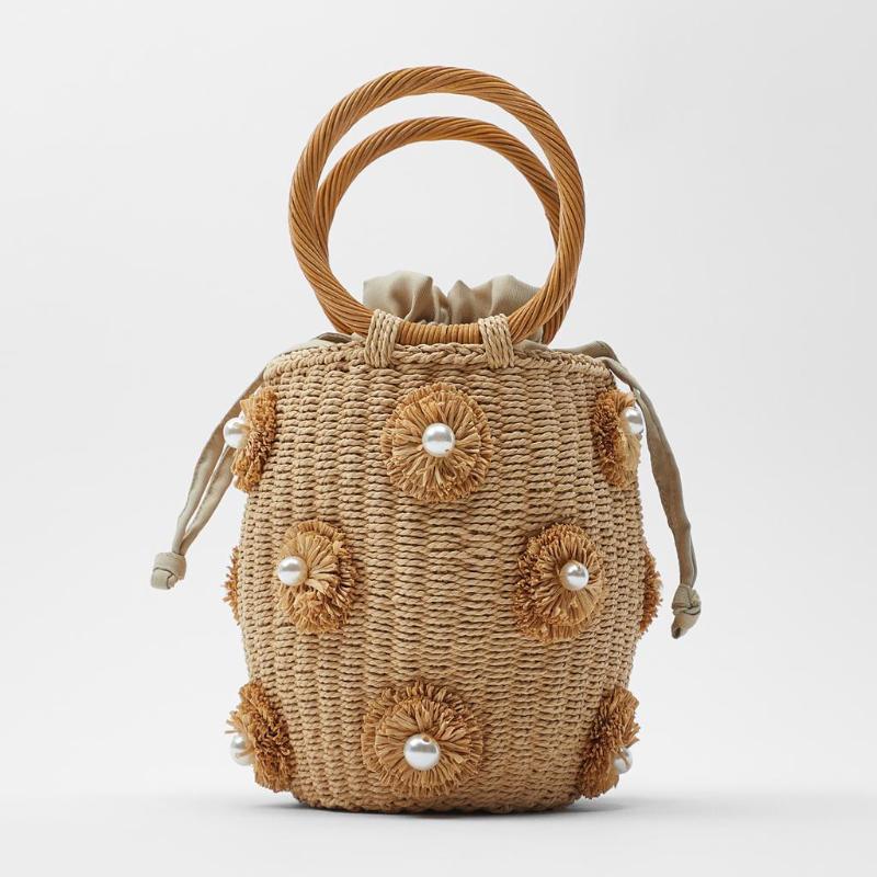 fashion flower pearls rattan buckets bag for women luxury design diamonds wicker woven handbags summer beach straw large totes
fashion flower pearls rattan buckets bag for women luxury design diamonds wicker woven handbags summer beach straw large totes