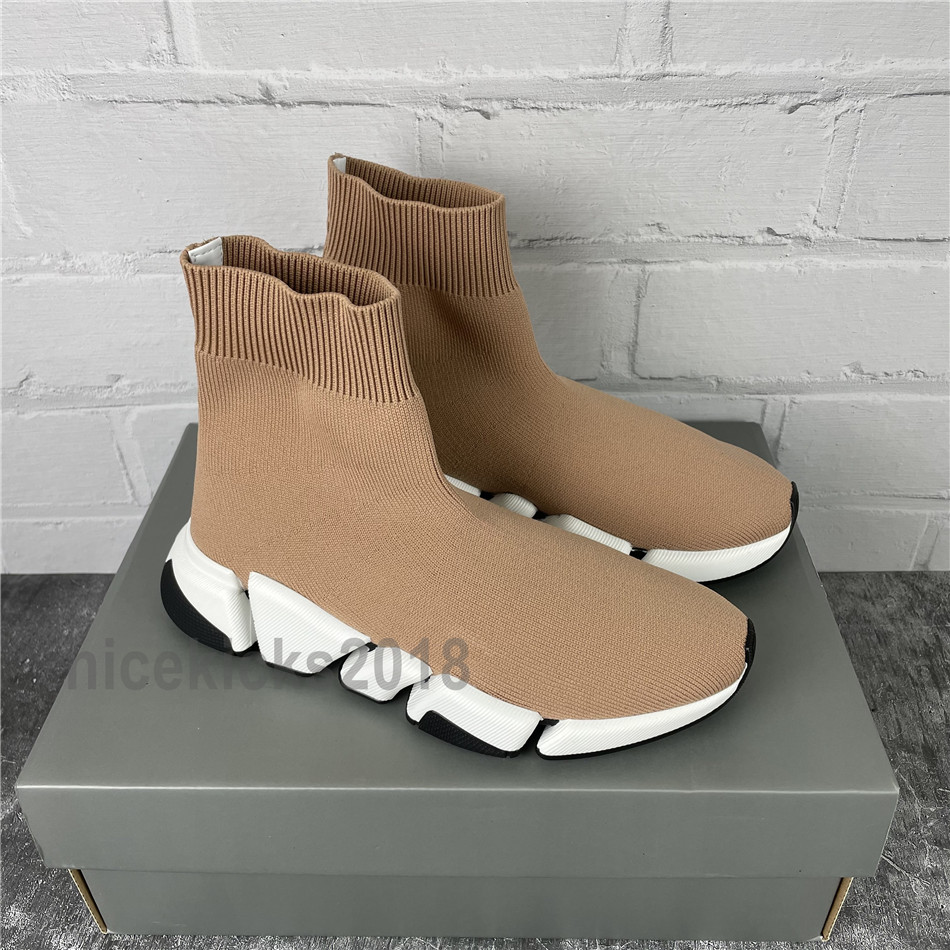 Men Women Casual Sock Shoes SPEED 2.0 Sports Knitted Stretch Sneakers Speed Trainer gvxcdyti Comfort Black White Oreo Shoe with Box
Men Women Casual Sock Shoes SPEED 2.0 Sports Knitted Stretch Sneakers Speed Trainer gvxcdyti Comfort Black White Oreo Shoe with Box
