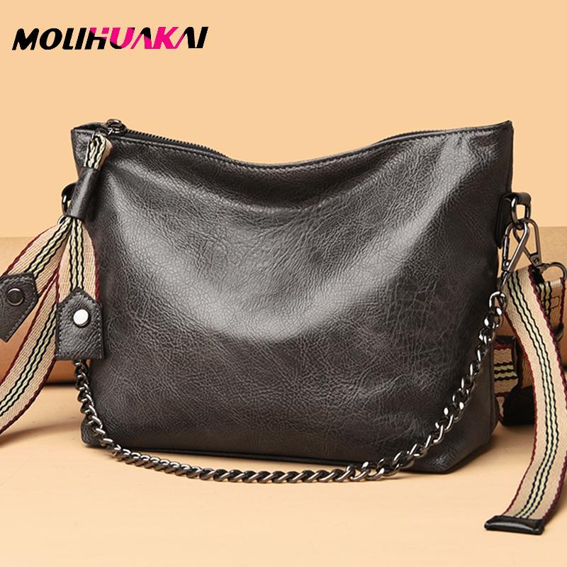 Chain Shoulder Strap Handbag Soft PU Leather Handbag Large Capacity Ladies Shoulder Bag 2021 New Elegant Messenger Bag, Black
Chain Shoulder Strap Handbag Soft PU Leather Handbag Large Capacity Ladies Shoulder Bag 2021 New Elegant Messenger Bag, Black