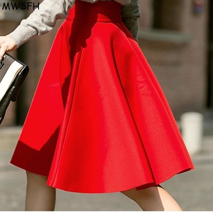 In The Autumn Winter Grown Place Umbrella Skirt Retro Waisted Body Skirt New Europe And The Code Word Pleated Skirt For Female T200319
